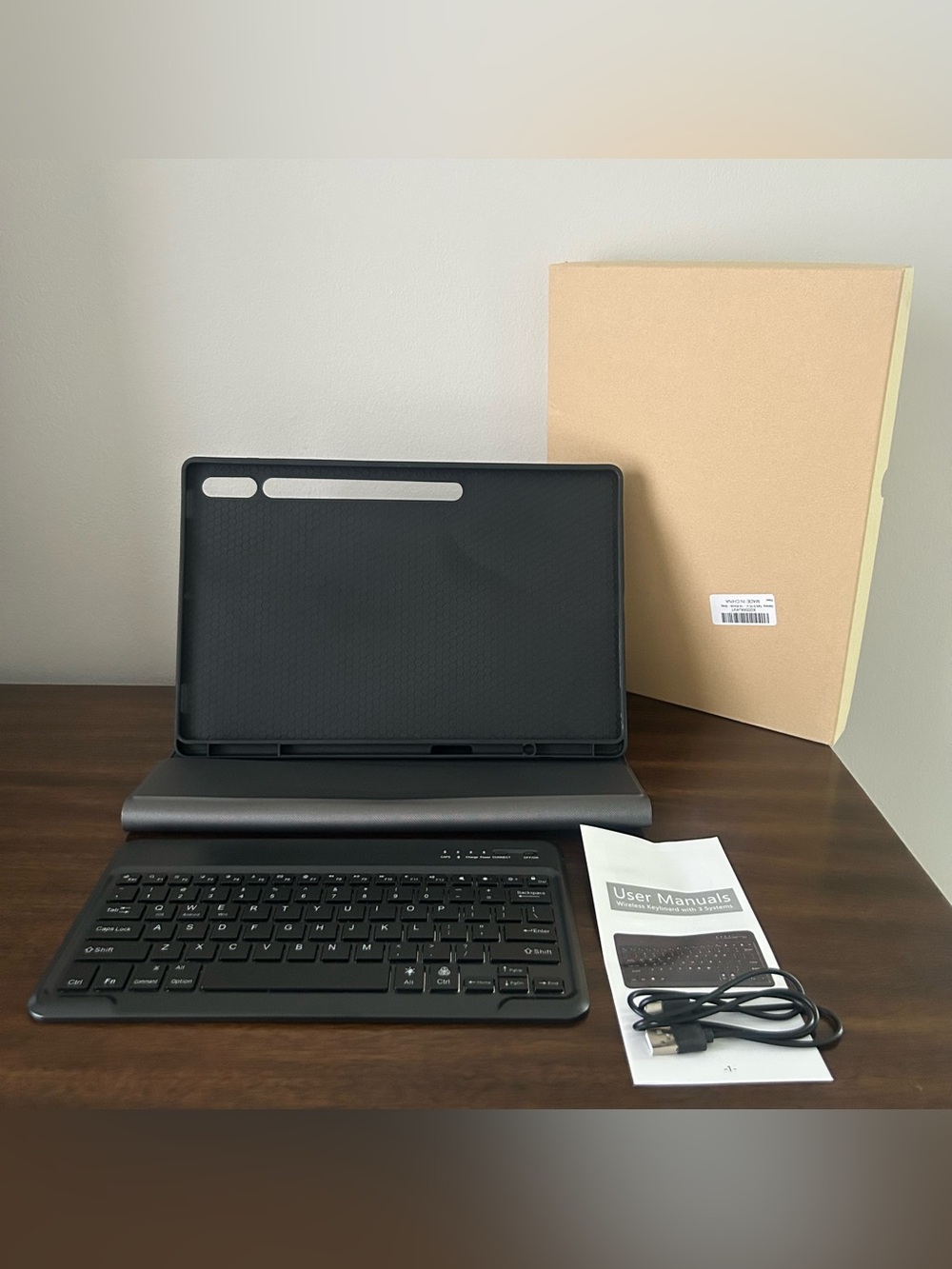 NEW Samsung Galaxy S10 Tablet 14.6 Inch Case Cover + Wireless Bluetooth Keyboard